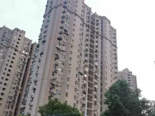 诚意出售,毛坯房好改动,产权清晰,有钥匙随时看房