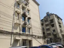 四达路210弄 2室1厅 南 北
