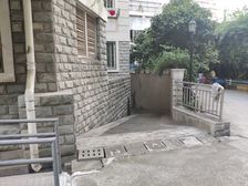 中楼层,房间厅厨卫都朝南,采光很好房型方正。