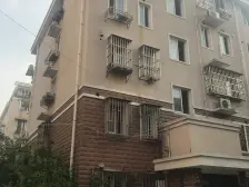 五院旁中间楼层,位置好,业主诚心