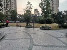 边户全明+次新房近地铁+双轨交通+诚意卖+拎包住