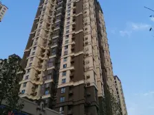 纯洋房小区 跃层端户带产权车位 带6个阳台