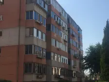 中间楼层,视野好,配套全,近地铁