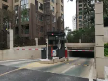 融汇半岛,金科物业 轻轨300米 精装修,拎包入住