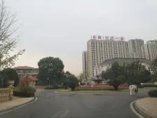 近红谷滩万达 联排别墅 自住精装带车库 房东看中好谈