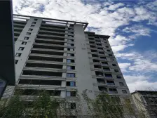 静海府,精装三室,拎包入住,包含地下产权车位!