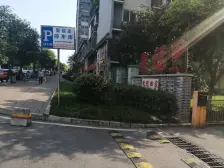 李家沱9公里轻轨站 正规两室 户型方正 诚信出售