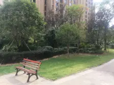 红谷世界城装修很不错。诚心出 适合住家的看过来