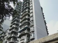 业主诚心出售,带大阳台,采光好