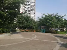 九公里聚福里精装修两房看房方便,户型方正朝向好