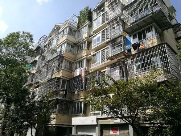 广厦怡庭