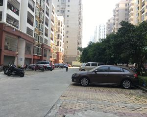 户型方正,采光充足,视野开阔,位置优越!