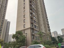 苹果小镇精装三房,拎包入住,明珠广场商圈,诚心出售