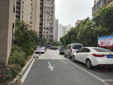 汇峰苹果小镇 3室2厅 南 北