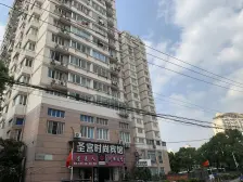 3个地铁环Rao,三年出一套,三房朝南,电梯景观楼层。