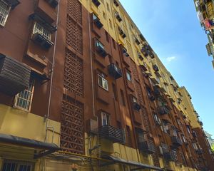 爱国路236号宿舍户型方正,采光好装修好,环镜优美视野好,诚心出售