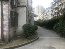 南泉大楼电梯中区两室一厅精装采光好