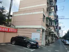 面积94平只是楼下的面积,楼上的都是附赠
