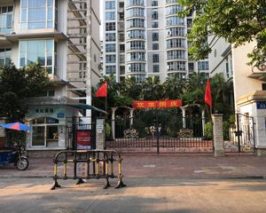 世纪嘉园电梯大户型近公园近地铁通风采光好望花园