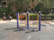 地铁口朝南户型交通方便 价格美丽