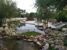 联排别墅 使用面积大 ,环境好,带院