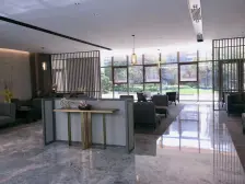 佰和荣筑 6层洋房 带院 带地下实用面价500平方 有钥匙