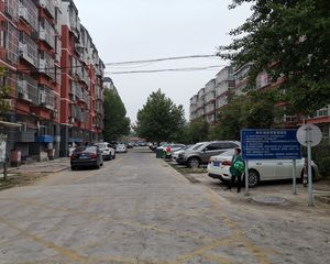 良乡太平庄西里3室2厅+南北通透大三居+精装修+满五年