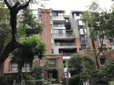 智慧公园一路之隔,轻轨站金山寺,带100平露台