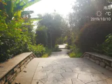 东湖山庄 4室2厅 南 北