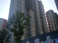 临德强临地铁临农大商圈房龄新生活便利出行便利