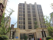 次新商品房,近上大附属,近龙湖天街,看中可谈