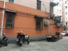 新上全明两房 步行岚皋路站150米,业主诚意出售