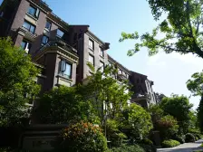 新挂牌,花园洋房,不靠马路,精装修,保养很好;