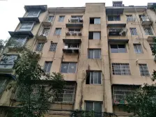 洪都大院七区 南北通透,采光好 装修好,环镜优美 视野好,诚心出售