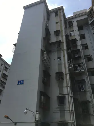公交宿舍大院