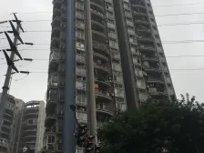 五里店 康田万丰园一房