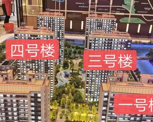 诚心出售格局好,方正无浪费;好楼层,视野开阔