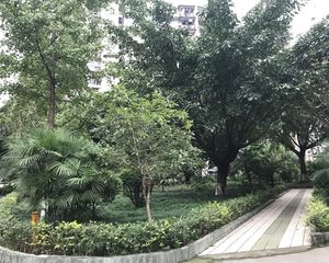 精装修拎包入住采光充足户型方正交通便利
