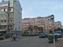 两室朝阳,带车位,带小棚,采光好