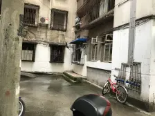 两大商圈,双轻轨加持,总价低 .