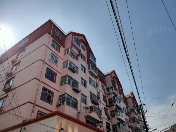 国隆新村
