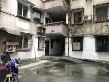 杨家坪商圈三房双卫,满五唯一,业主诚心出售