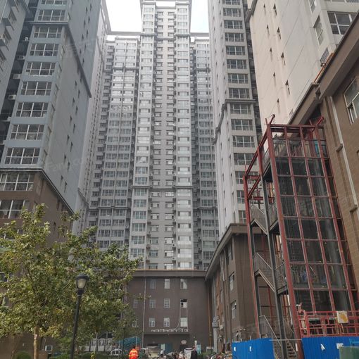 西部峰景2室2厅1卫东南朝向1200.00元/月出租