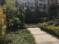 城南新区 学府江山B区一房220万