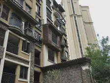 龙湖物业 装修带家具家电 拎包入住 交通方便