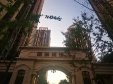 融创品质 次新小区 中间楼层 视野好 户型方正