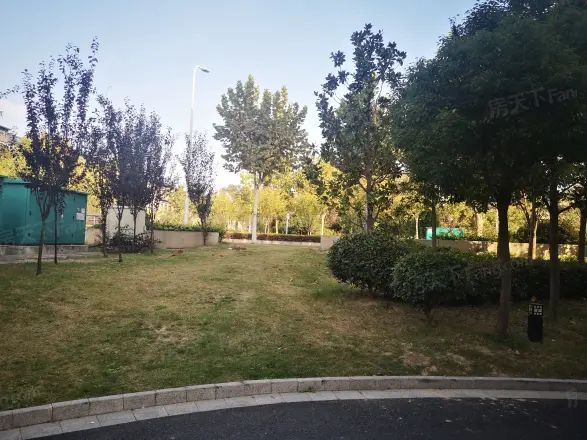 四季春城