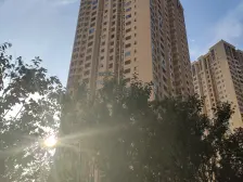 照母山 融创凡尔赛领馆四期四房185万