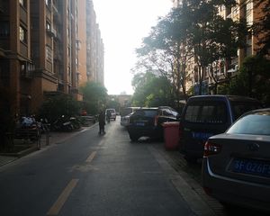 楼层好,户型好,拎包入住,中间楼层