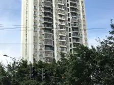 地铁边上,楼层好,采光好,带大阳台